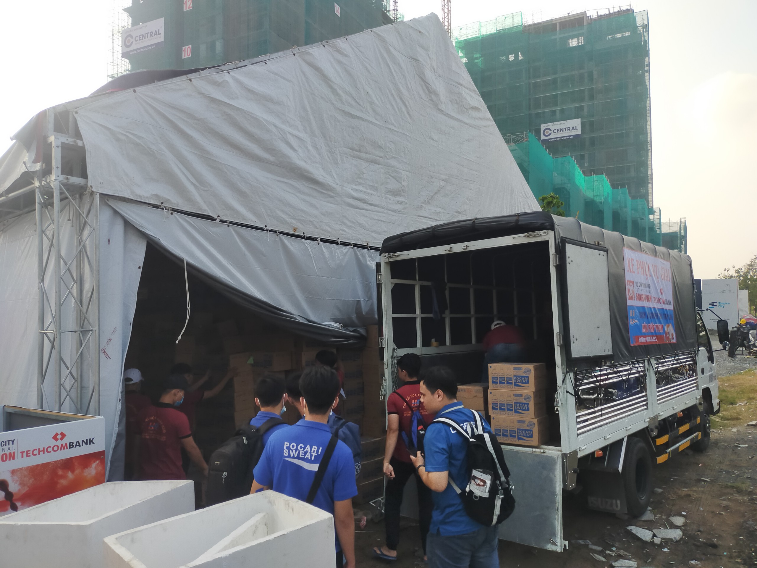Dịch vụ vận chuyển hàng hóa QUẬN 6 UY TÍN – Hotline 0938.24.25.28