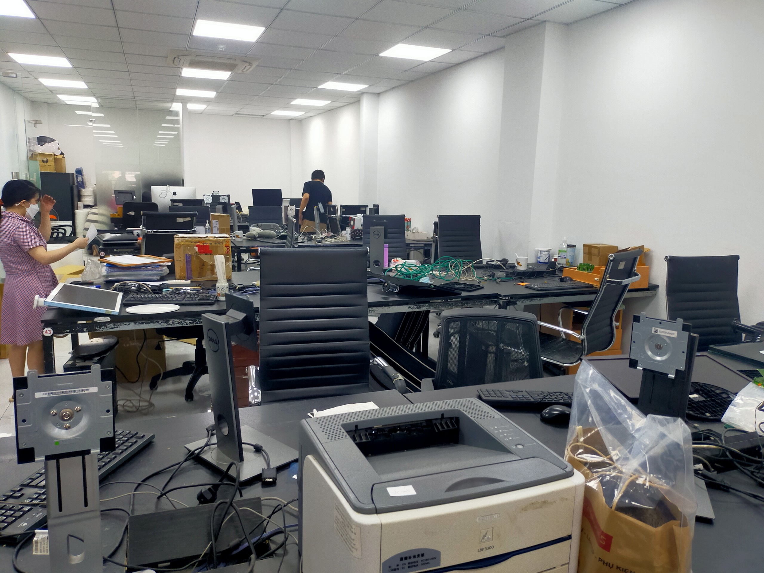 DỊCH VỤ CHUYỂN VĂN PHÒNG GIÁ TỐT, NHANH CHÓNG QUẬN PHÚ NHUẬN – Hotline 0938.24.25.28