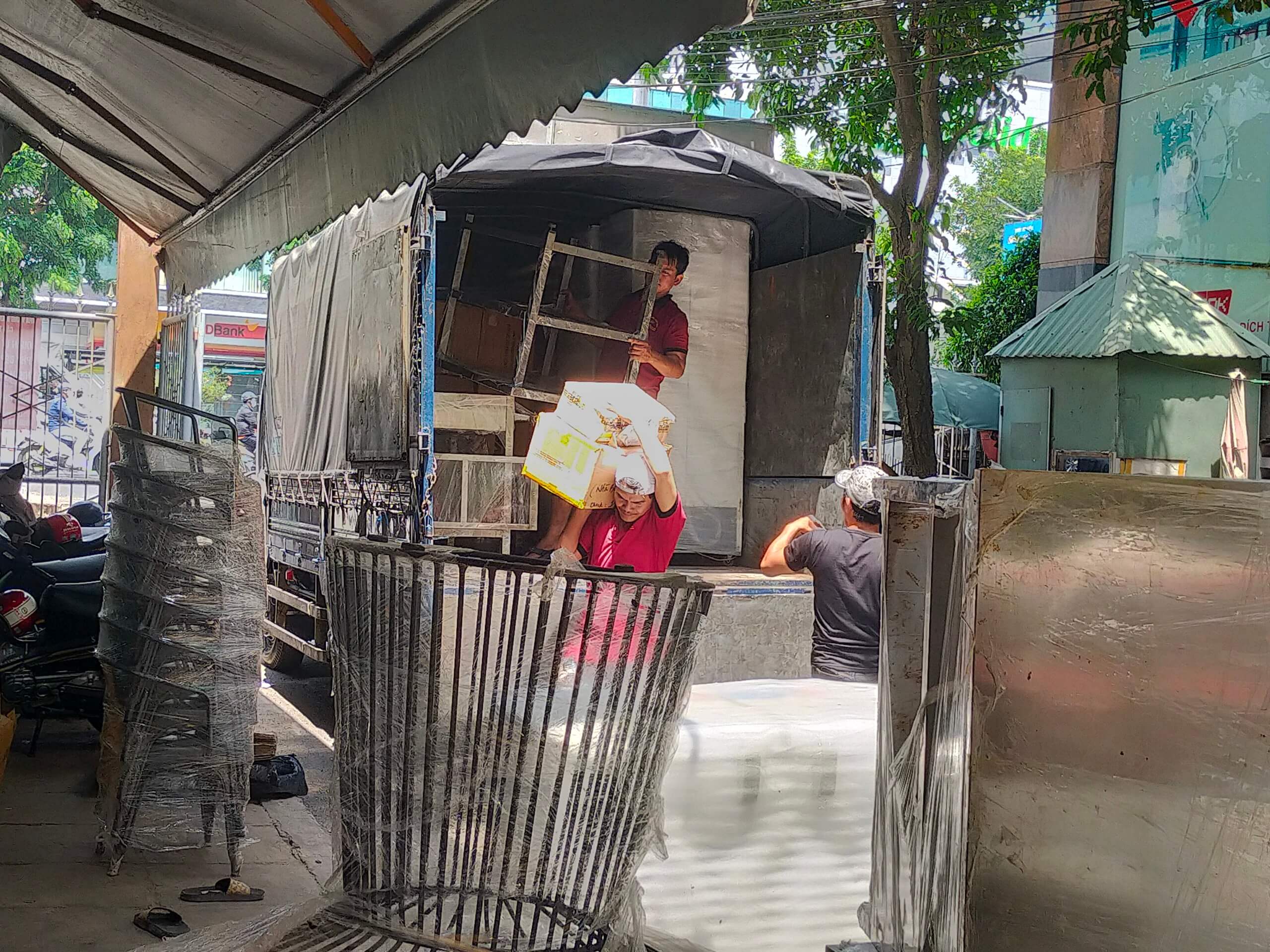 DỊCH VỤ VẬN CHUYỂN VĂN PHÒNG QUẬN 6 TRỌN GÓI