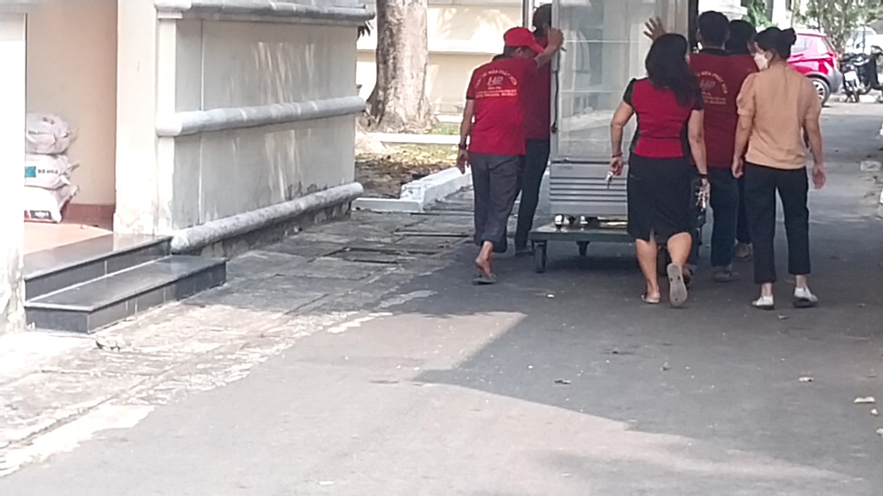 CÁCH CHUYỂN NHÀ TRONG HẺM NHỎ TIẾT KIỆM & ĐƠN GIẢN