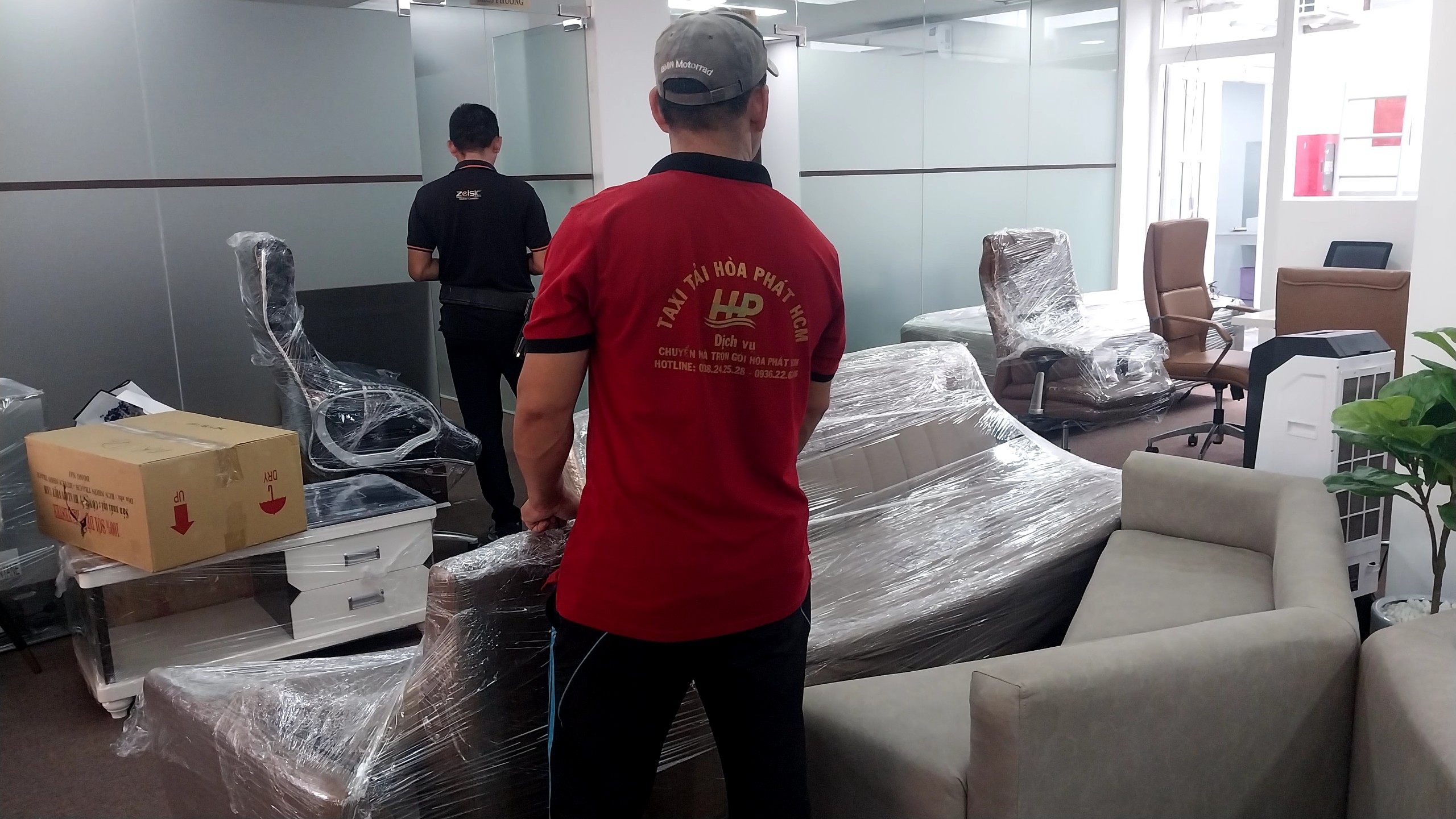 DỊCH VỤ CHUYỂN VĂN PHÒNG QUẬN 12 TRỌN GÓI
