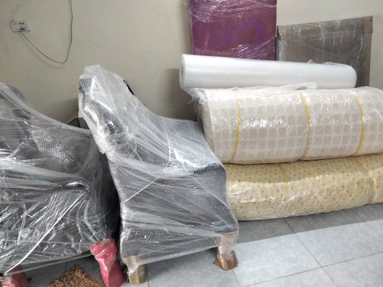 Dịch Vụ Bốc Xếp Chuyên Nghiệp An Toàn Và Hiệu Quả